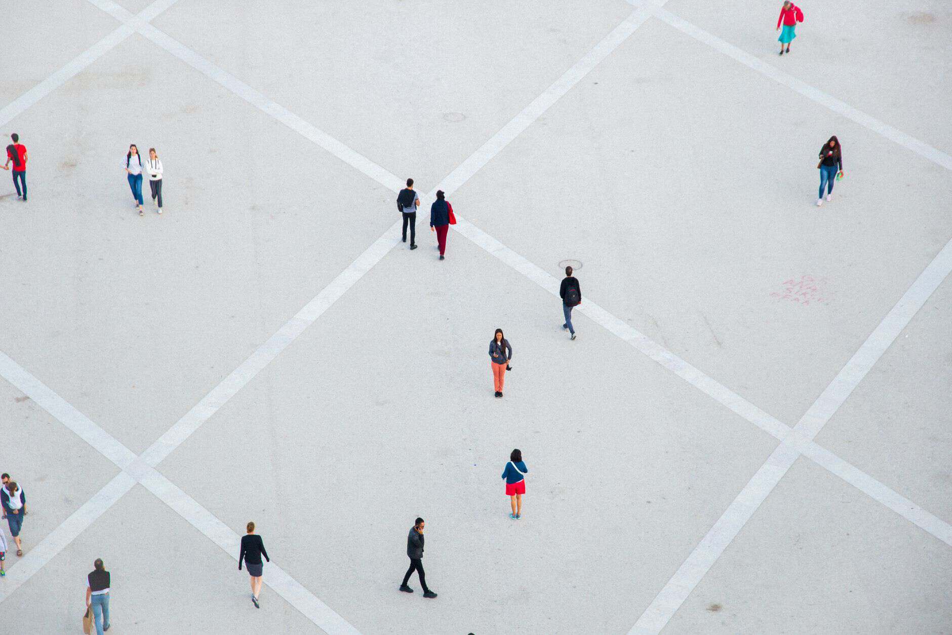 Strategic Sale vs. Recapitalization: A Founder’s Guide